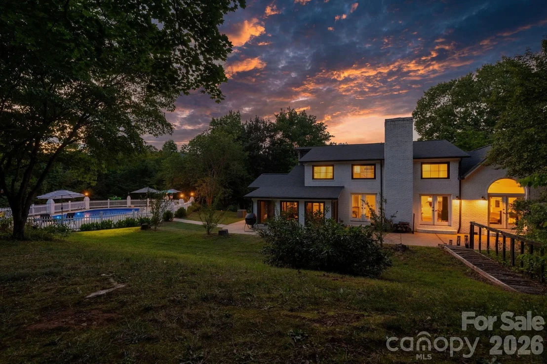 Photo of 1314 Shirebourn Drive