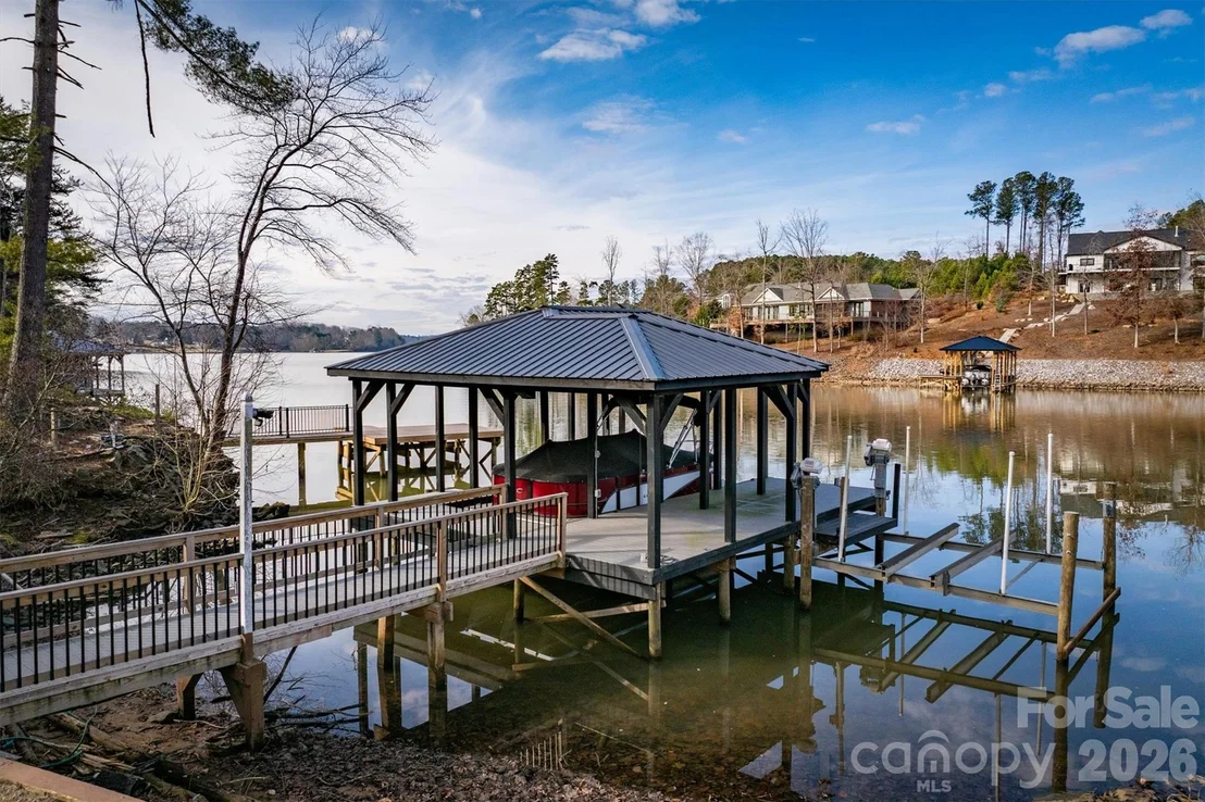Photo of 46 Mariners Point Lane