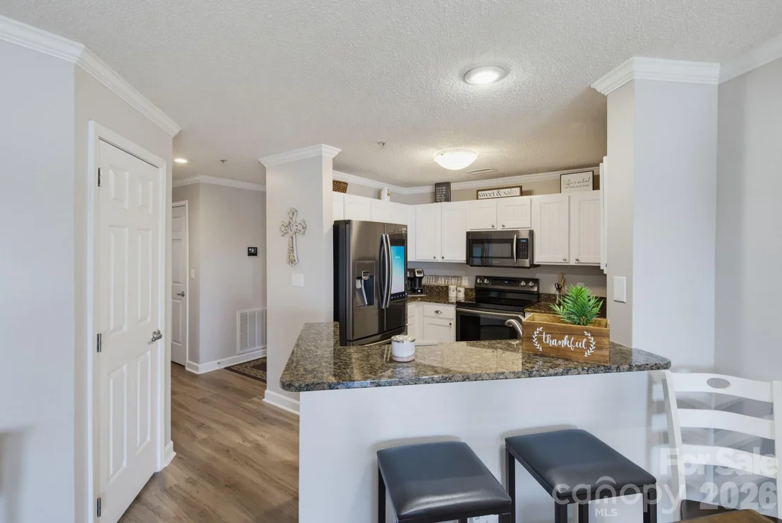 Photo of 1338 Torrence Circle