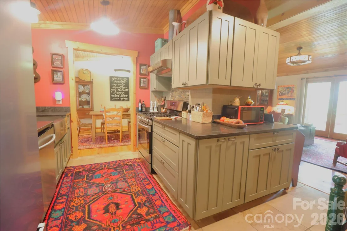Photo of 141 Owl Haven Lane