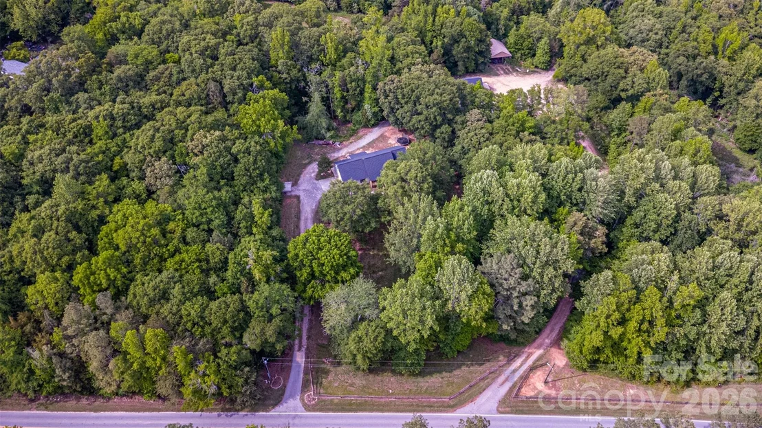 Photo of 1739 Westbrook Road