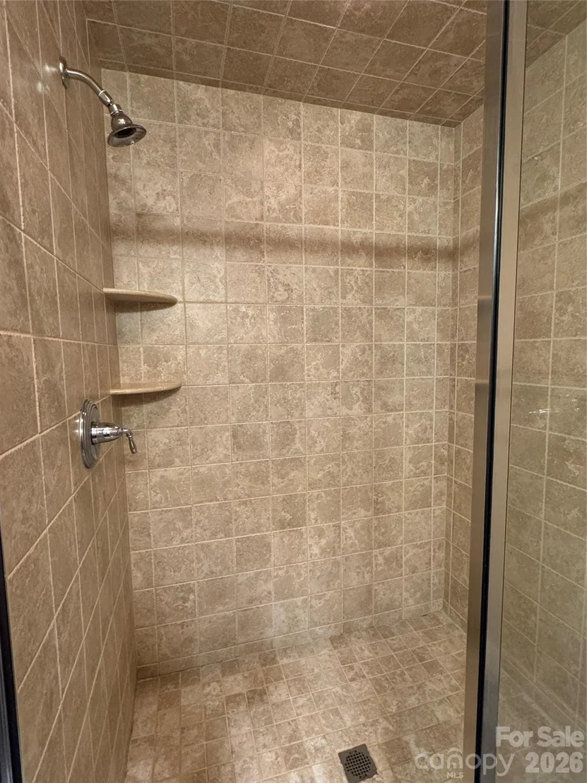 Photo of 894 Dunroy Drive