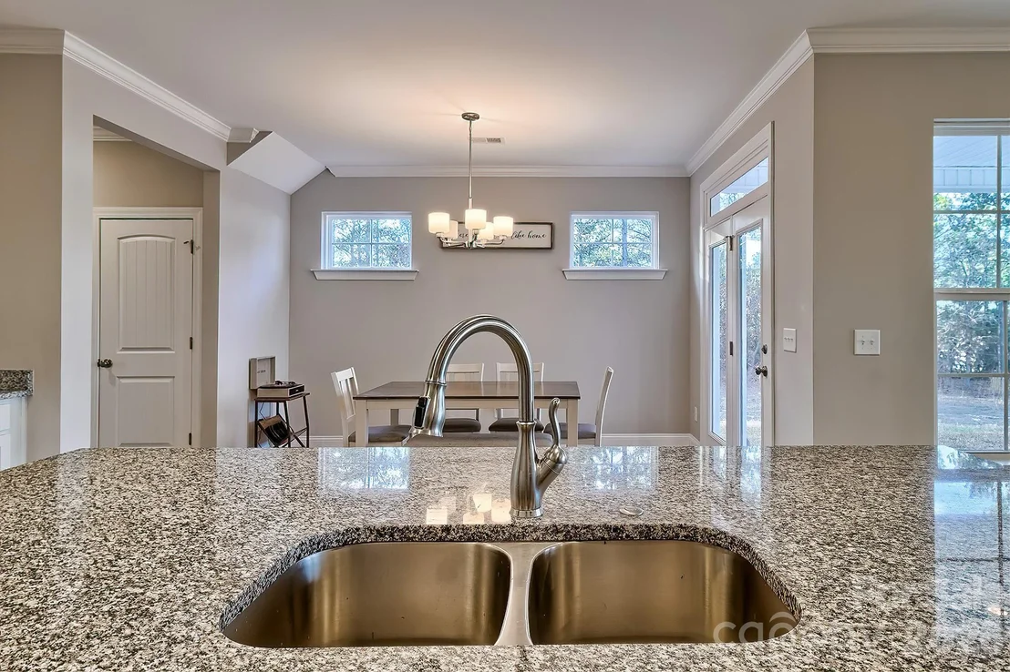 Photo of 4922 Bethune Road