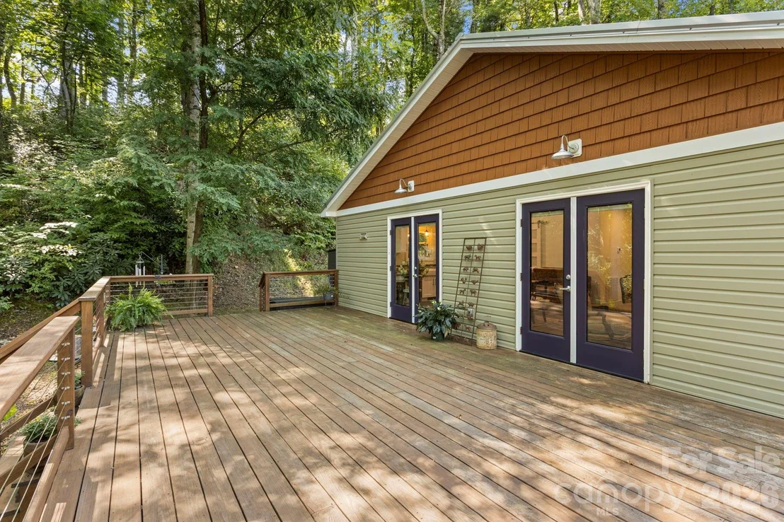 Photo of 400 Laurel Drive