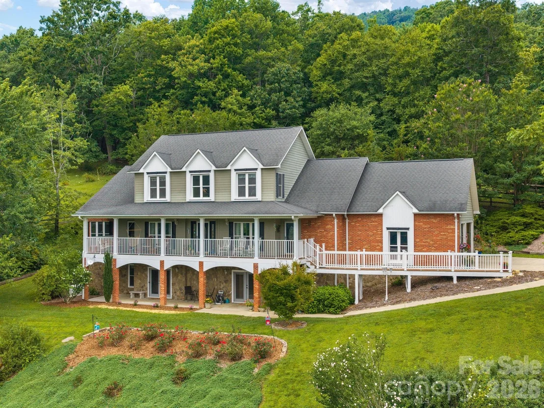 Photo of 24 Nesbitts Olde Farm Road