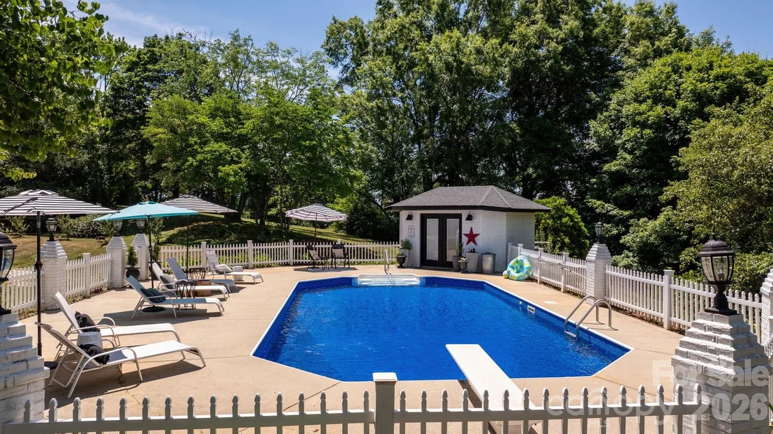 Photo of 1314 Shirebourn Drive