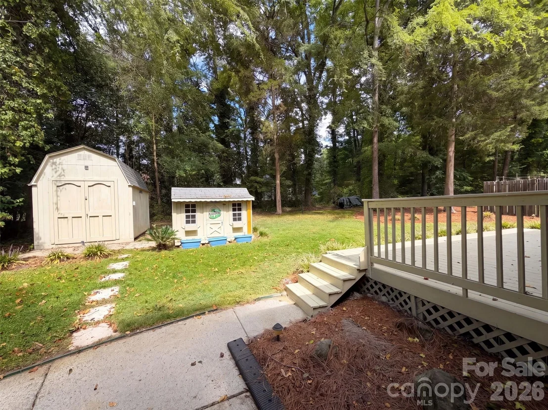 Photo of 121 Goodman Circle NE