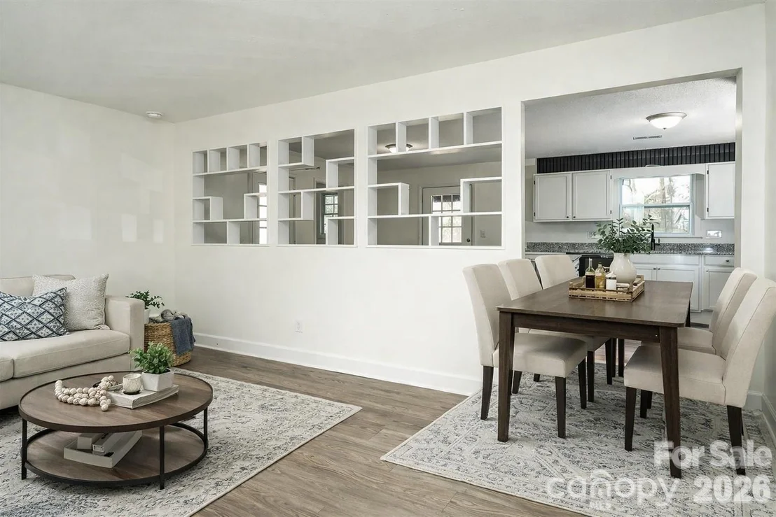 Photo of 3115 Crestview Drive