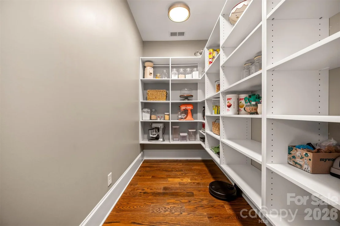 Photo of 398 Mapleton Lane