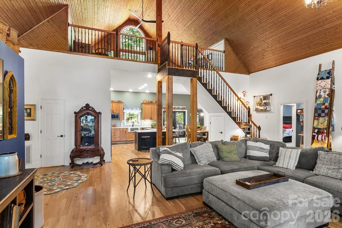 Photo of 613 Perry Road