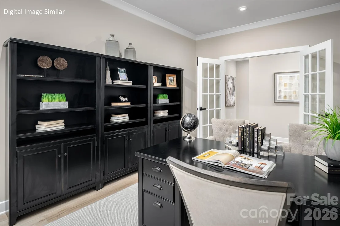 Photo of 913 Heathway Drive