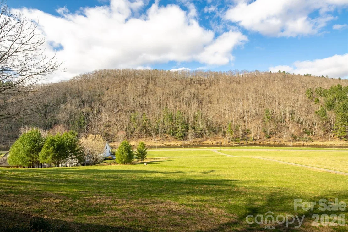 Photo of 2408 Todd Railroad Grade Road