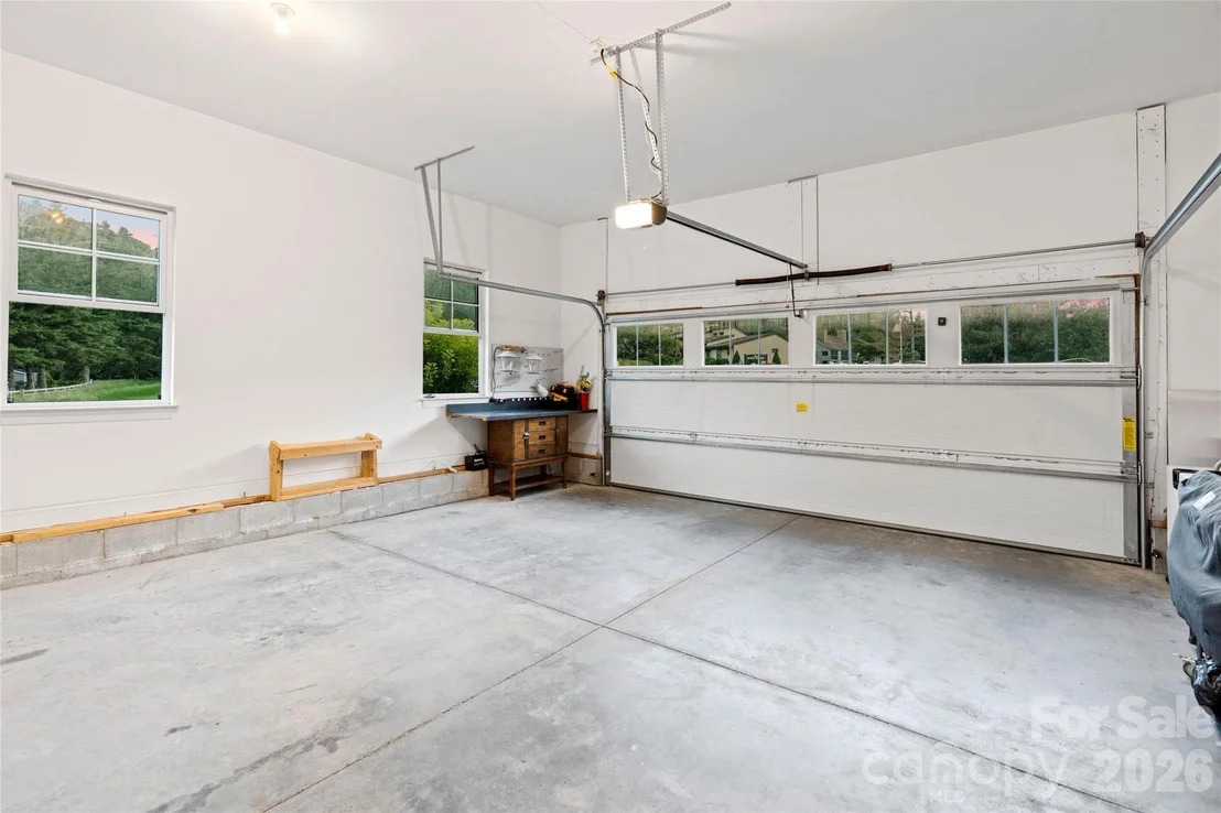 Photo of 394 Kellwood Drive