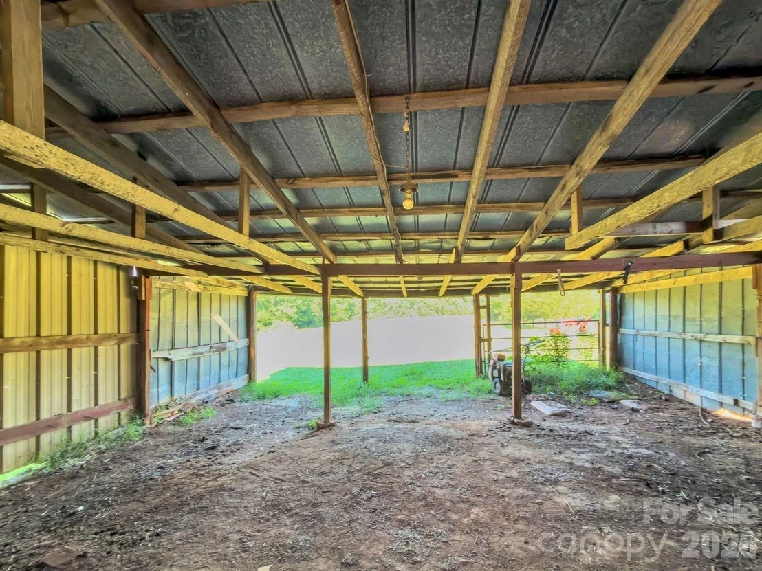 Photo of 244 Chapman Road