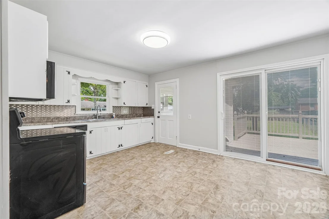 Photo of 808 Lowery Street