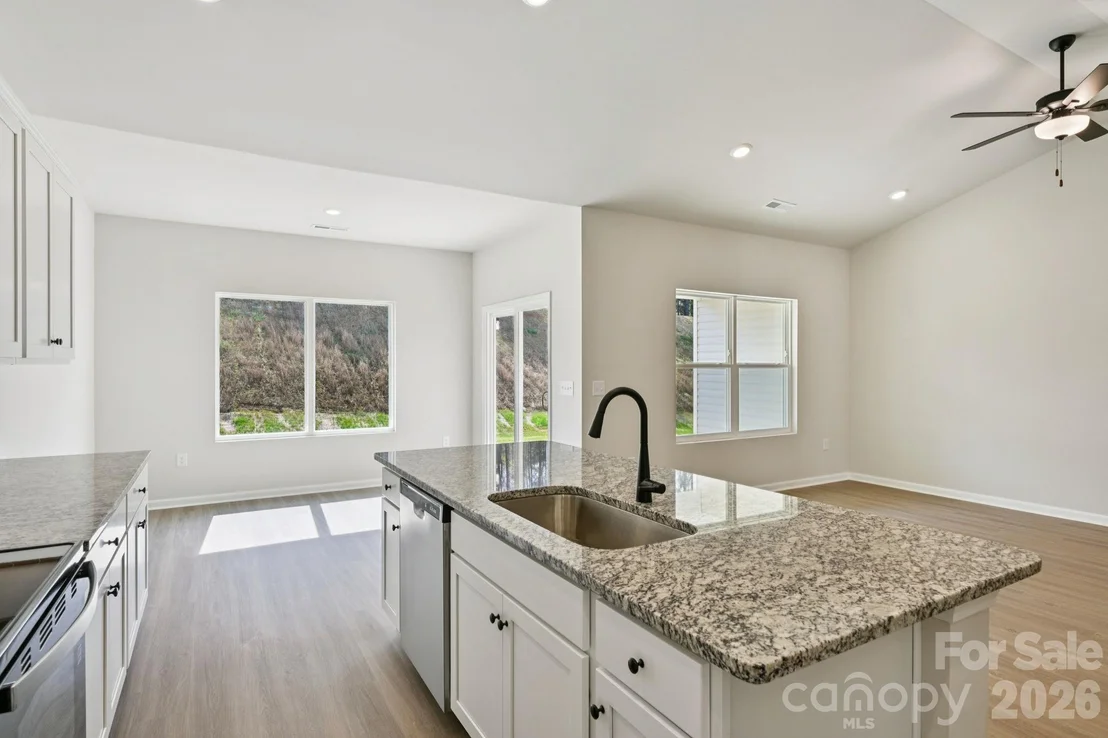 Photo of 820 Willow Estates Drive