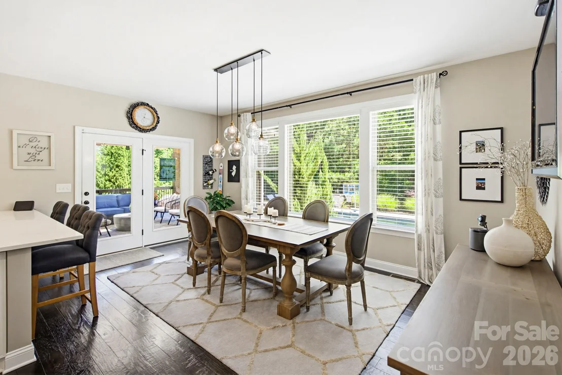 Photo of 3083 Twin Lakes Drive