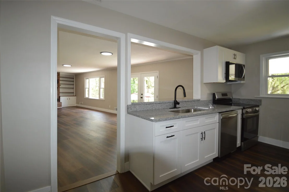 Photo of 191 Flat Rock Hill Road