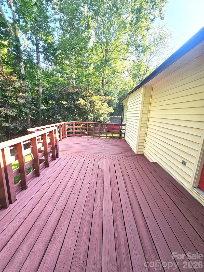Photo of 1926 Pinevalley Road