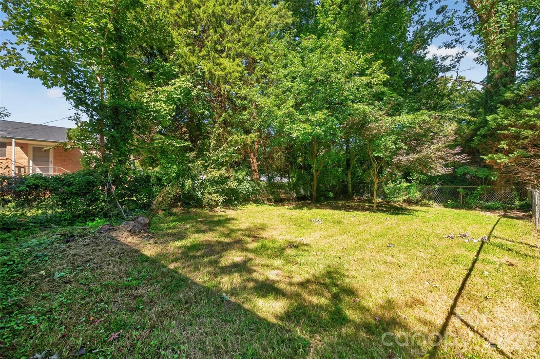 Photo of 1829 3rd Street NE