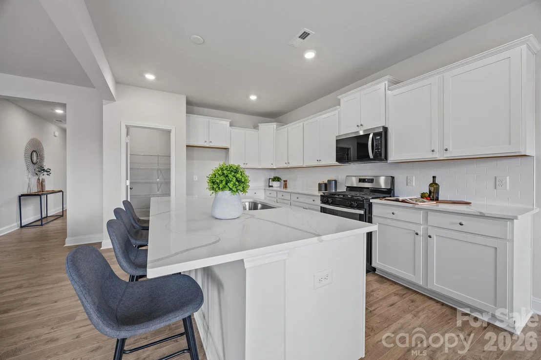 Photo of 5061 Puddle Pond Road