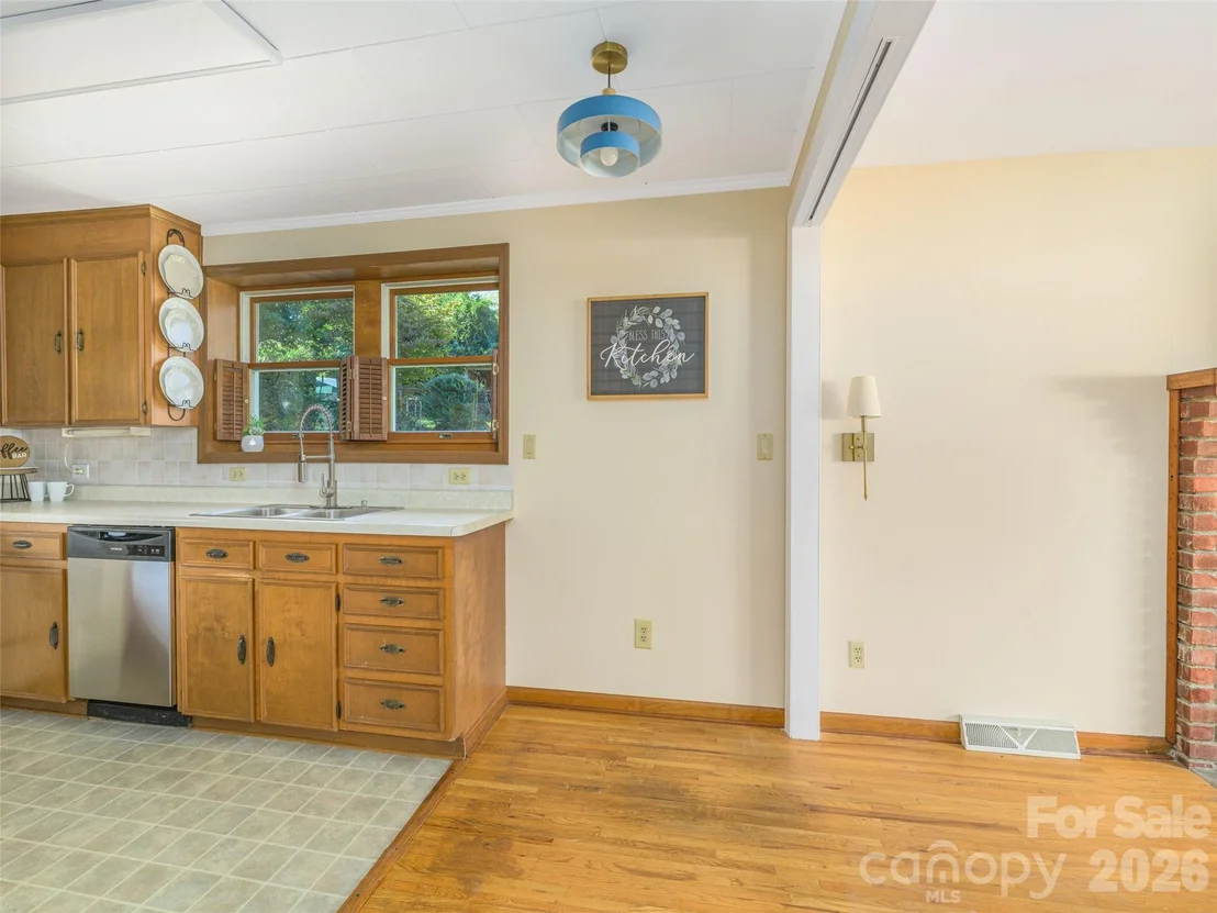 Photo of 135 Patton Avenue