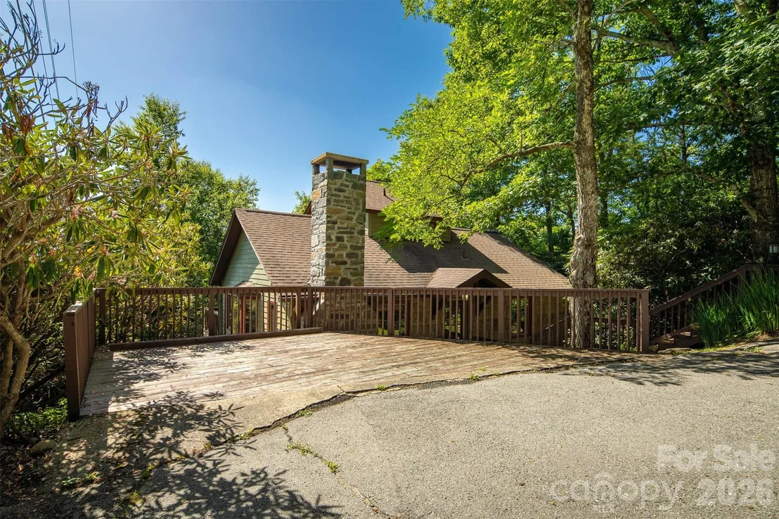 Photo of 324 Celestial Drive