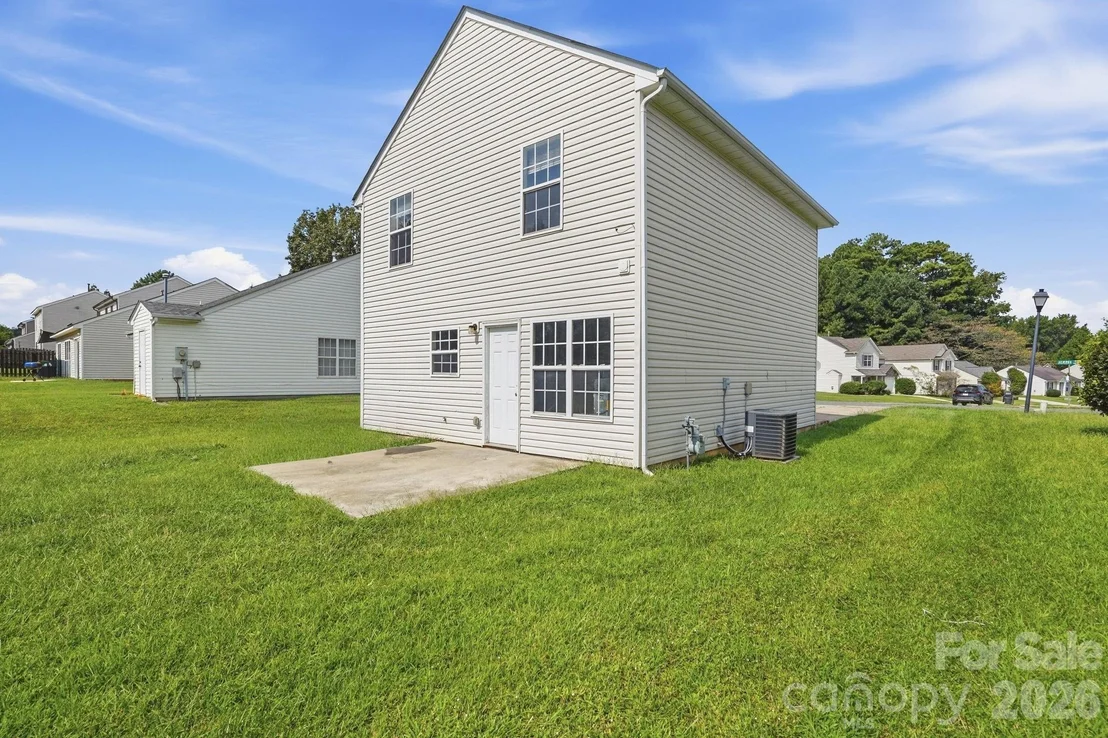 Photo of 802 Almora Drive