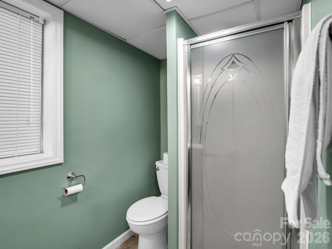 Photo of 215 Hillcrest Drive