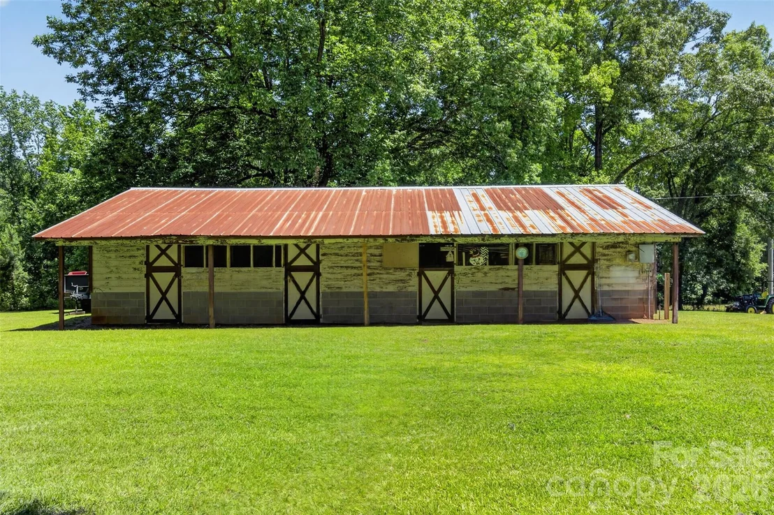 Photo of 8234 Dennis Road