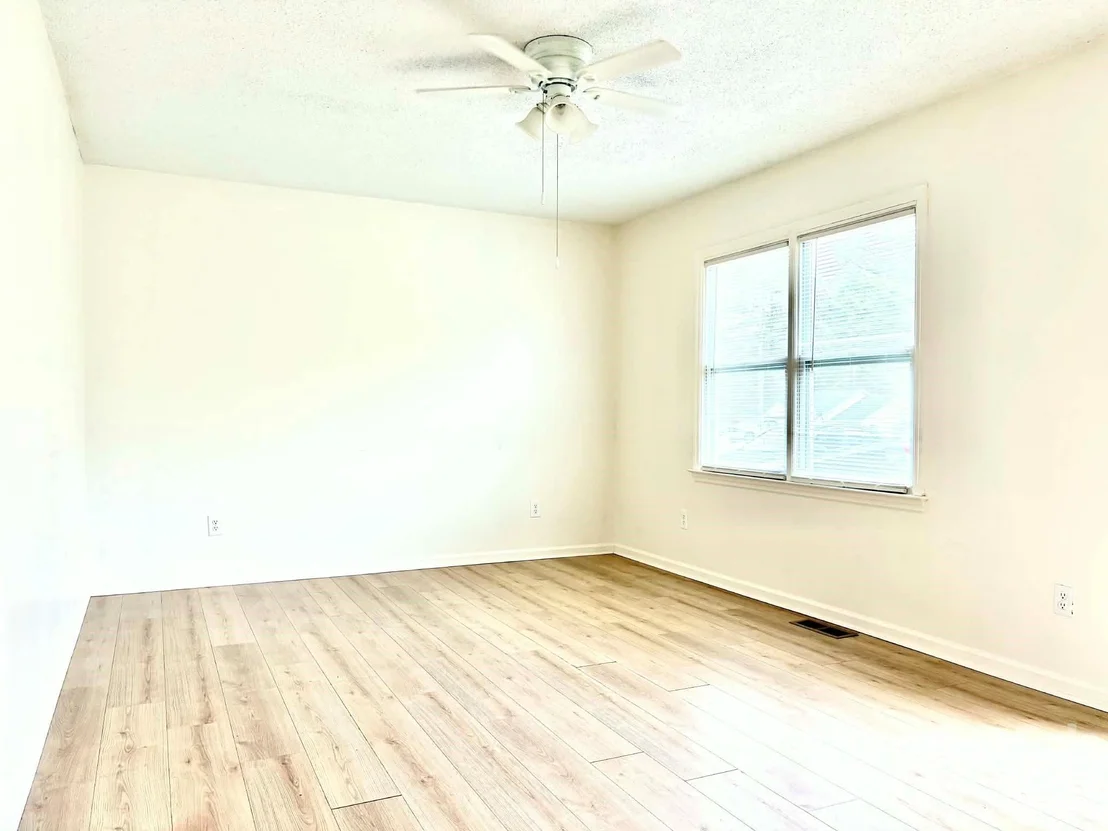 Photo of 2191 Pacer Road