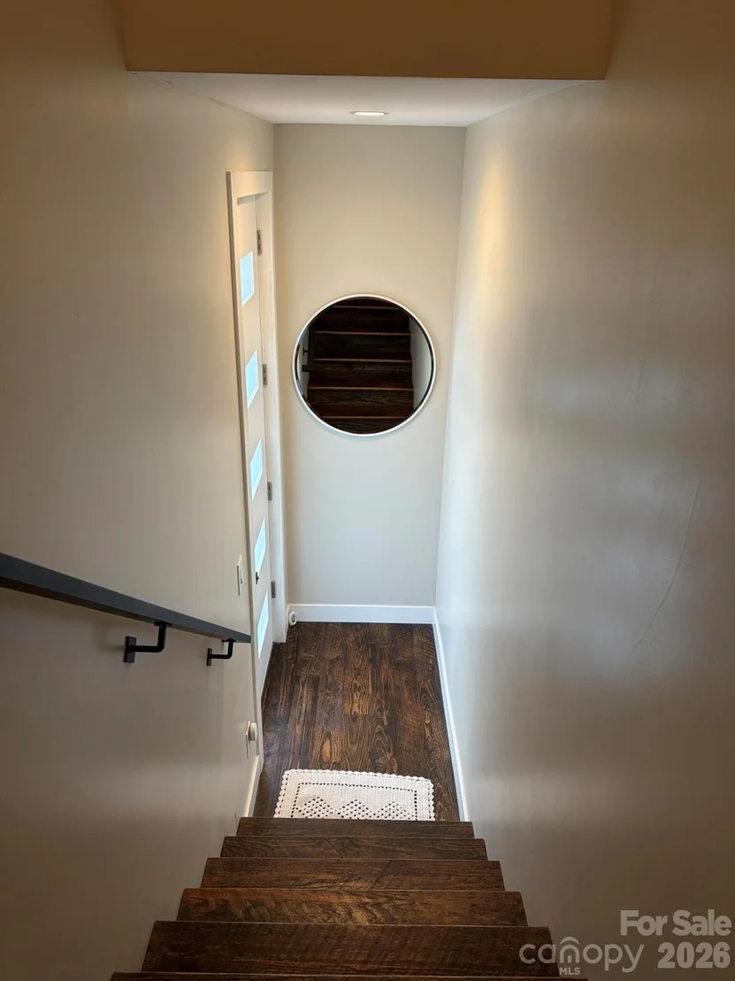 Photo of 70 Knobby Lane