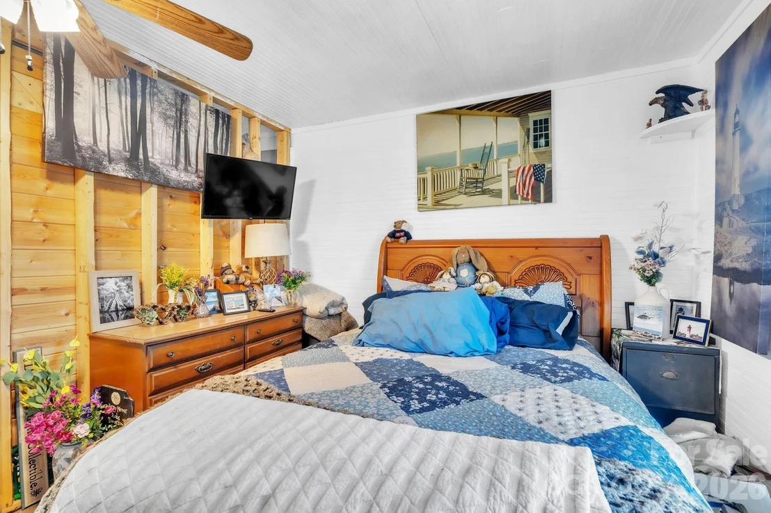 Photo of 140 Painter Road