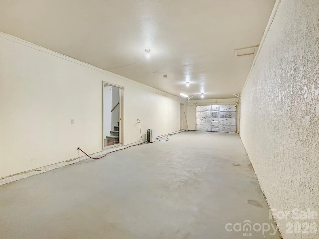 Photo of 321 Grays Shadow Lane