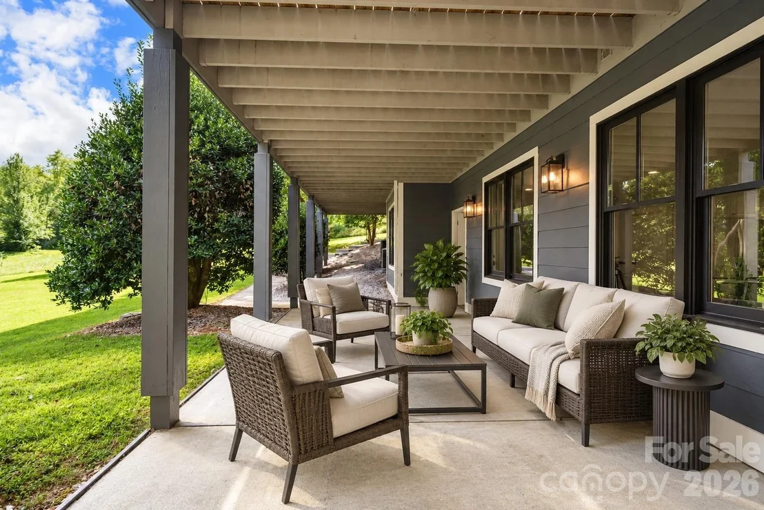 Photo of 301 Winding Meadows Drive
