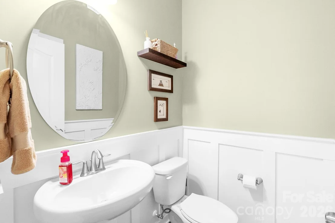 Photo of 2083 Topaz Plaza