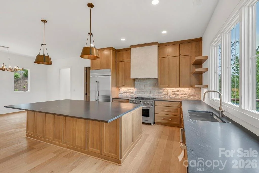 Photo of 380 Greystone Drive