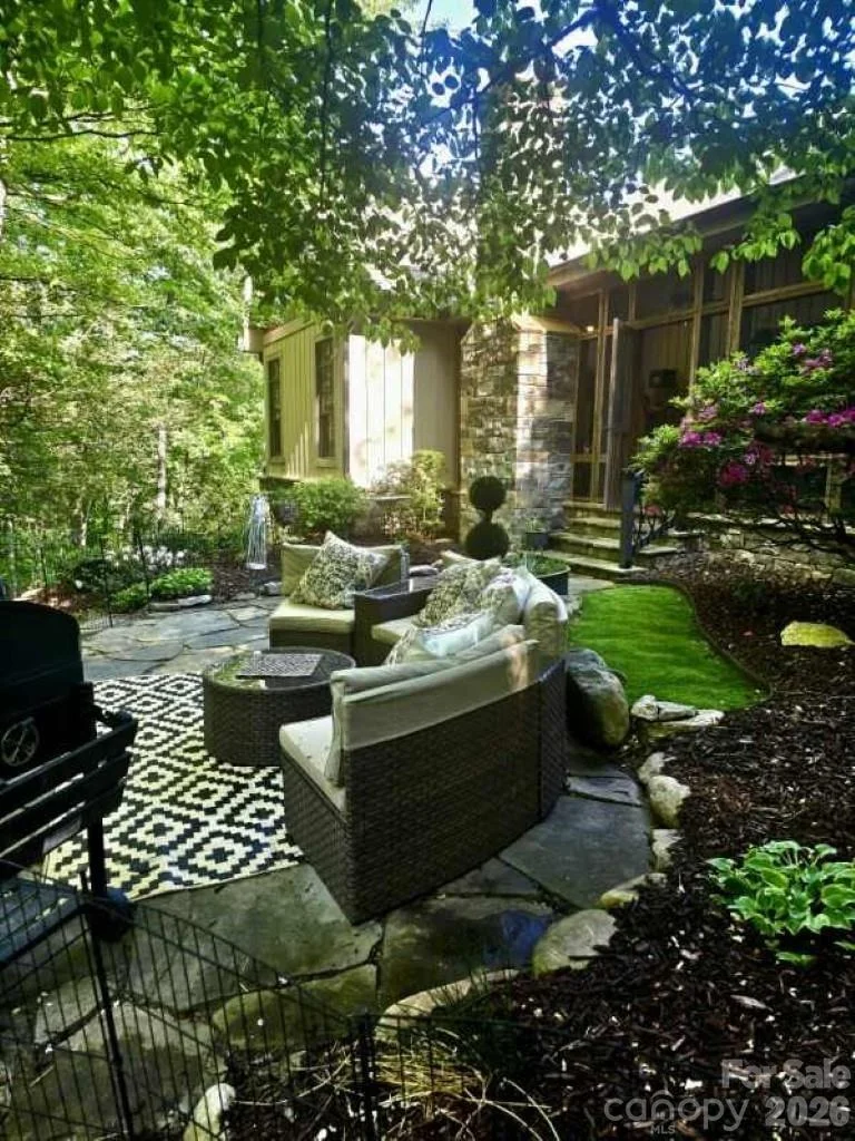 Photo of 2554 Deep Gap Farm Road