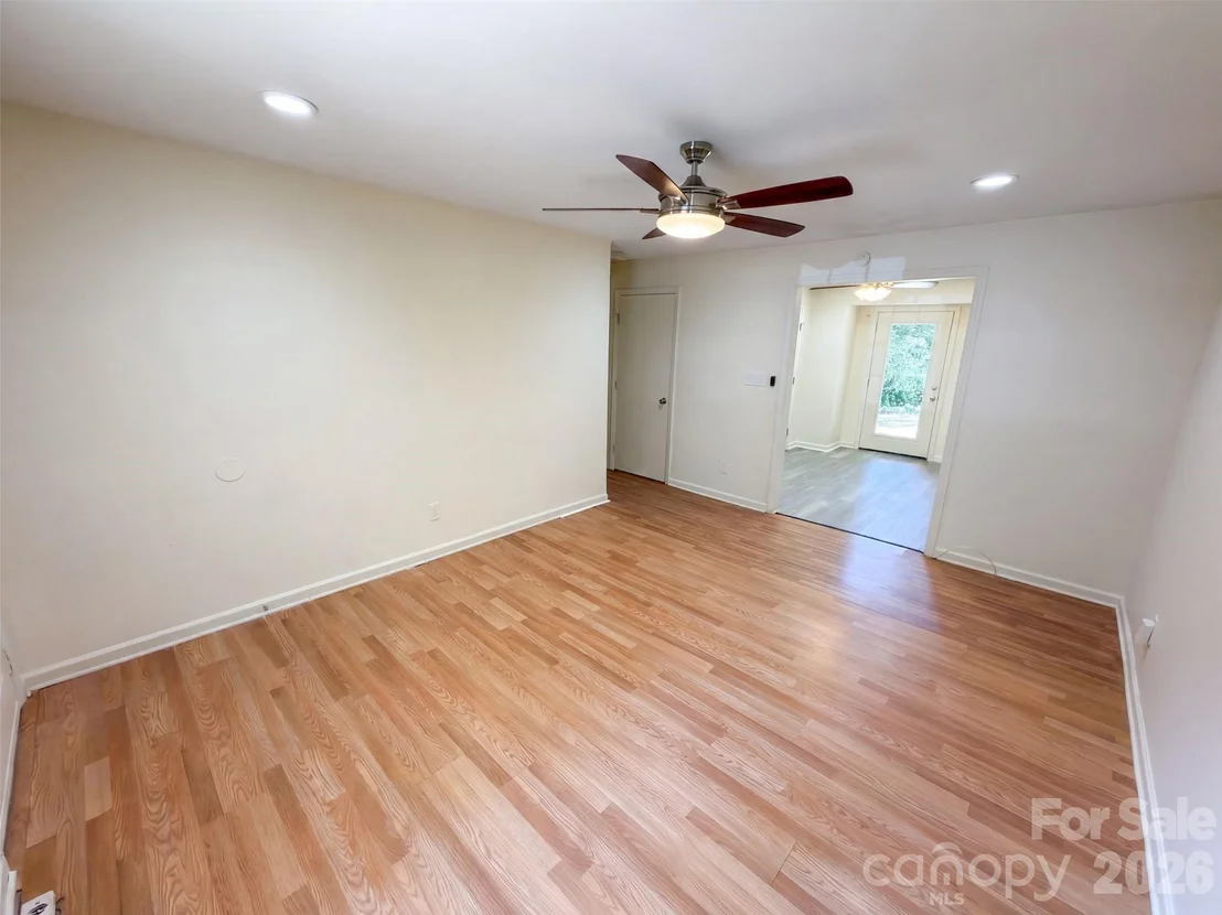 Photo of 1627 Catoe Road