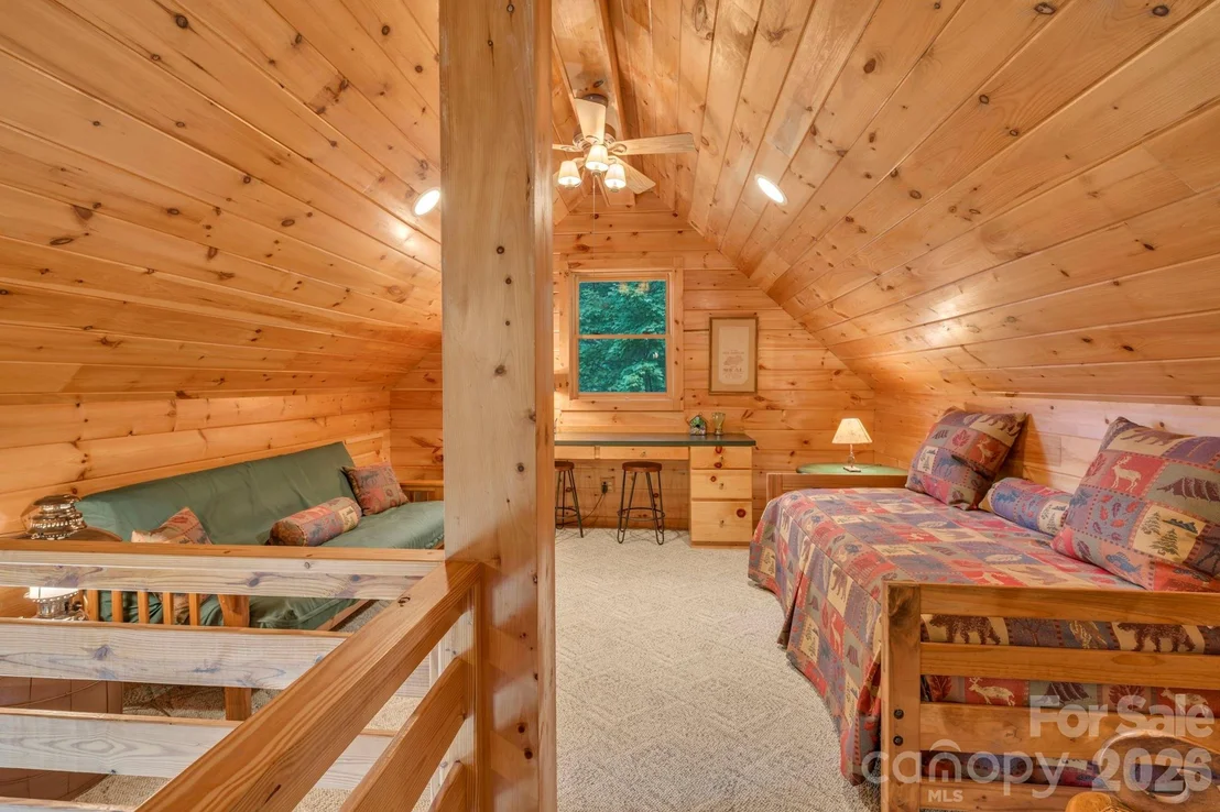 Photo of 4880 Nightingale Lane