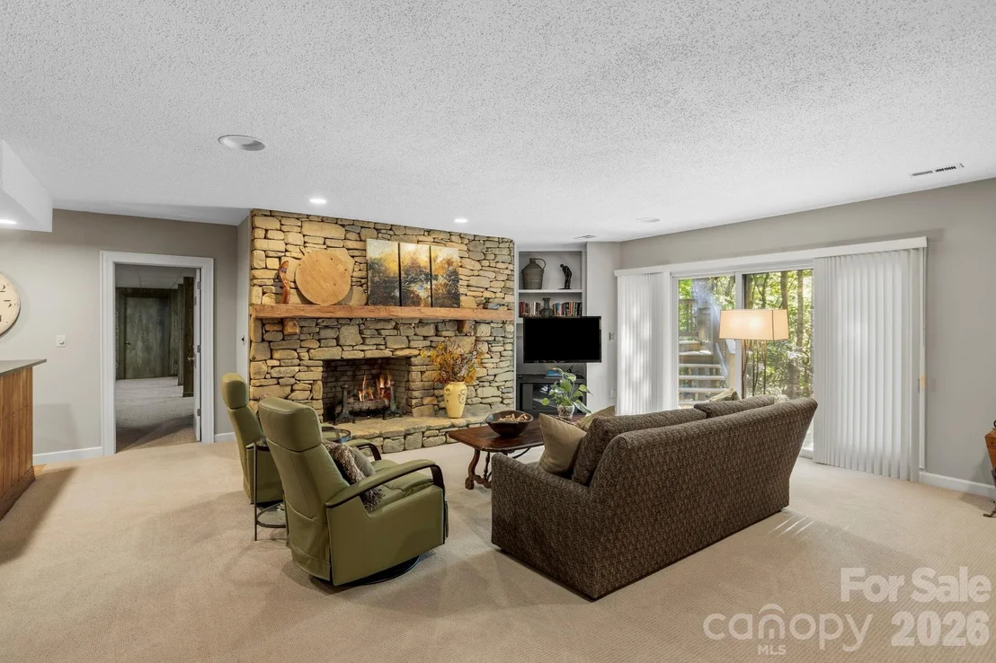 Photo of 308 Kenmure Drive