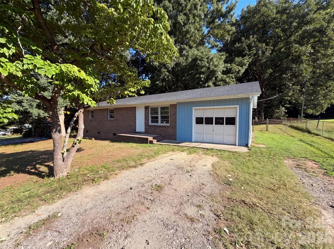 Photo of 120 Riley Road