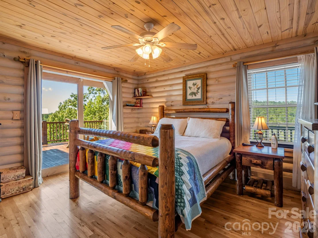 Photo of 762 Valley View Drive