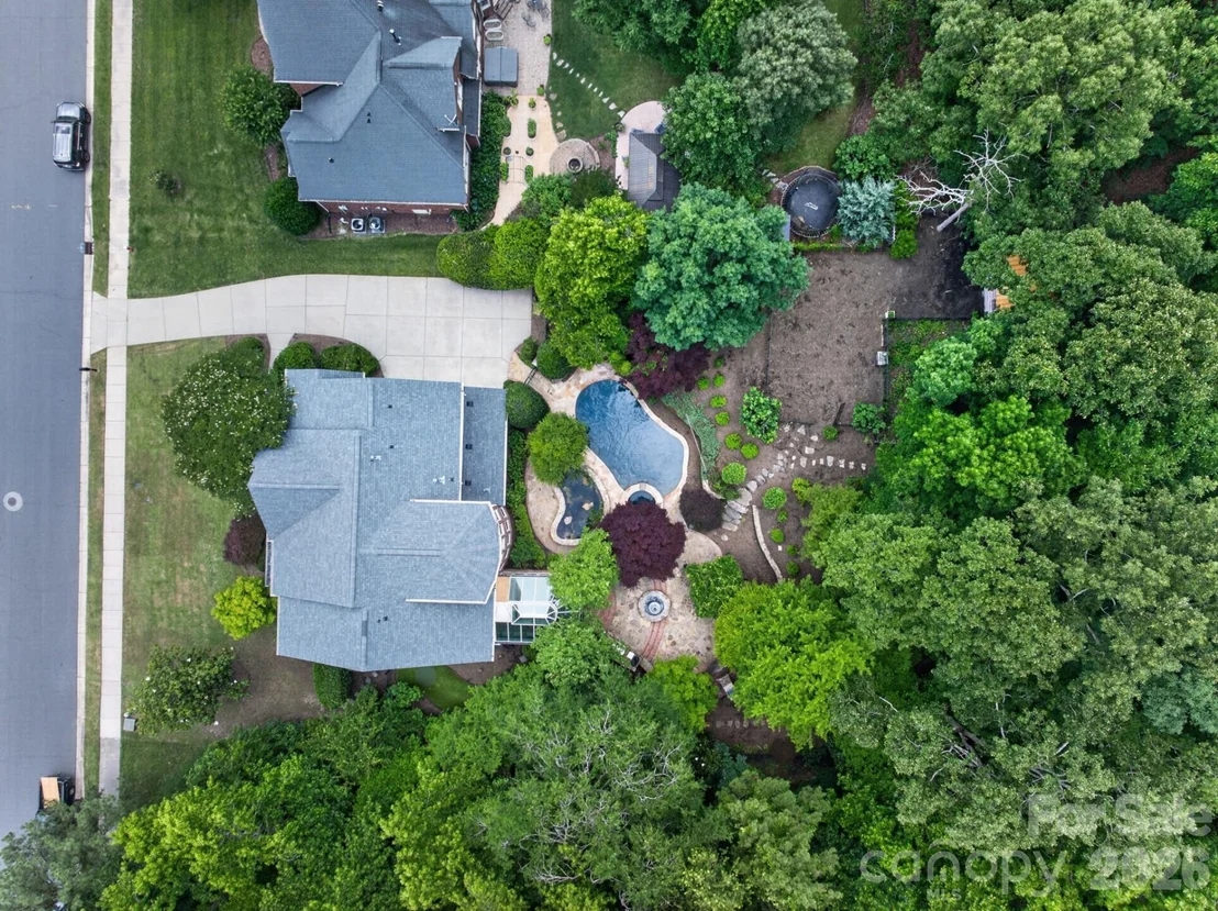 Photo of 7810 Stonehaven Drive