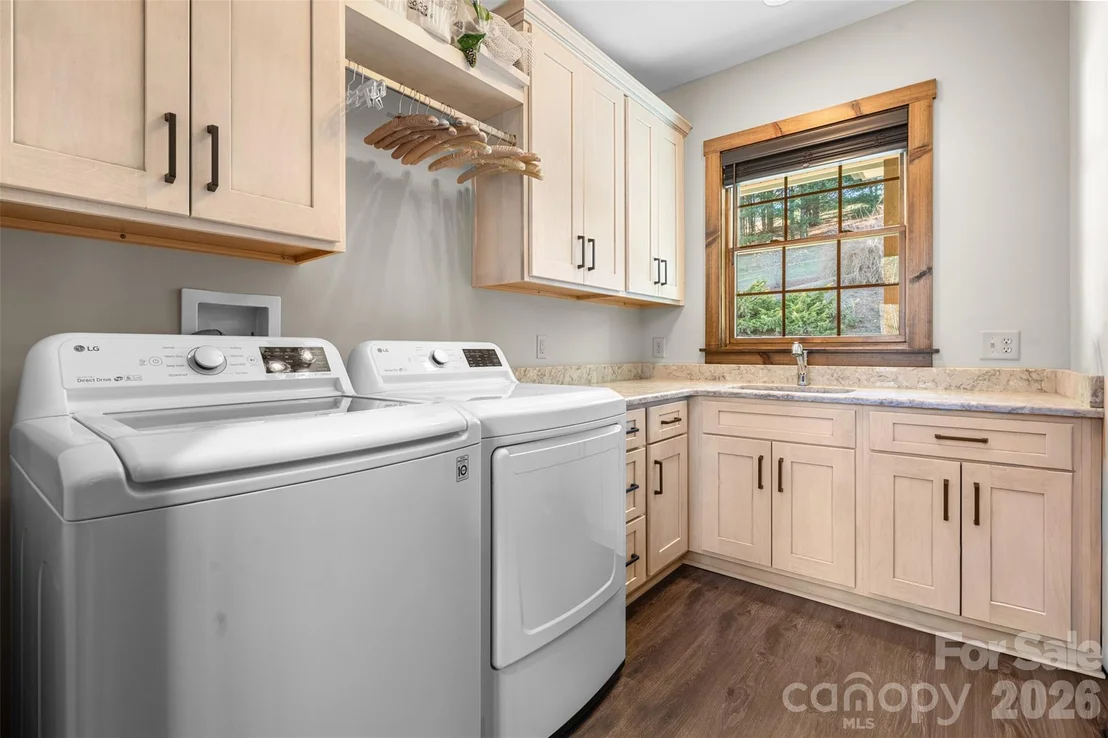 Photo of 446 Green Meadows Drive
