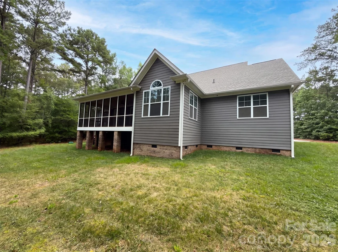 Photo of 4193 Persimmon Road