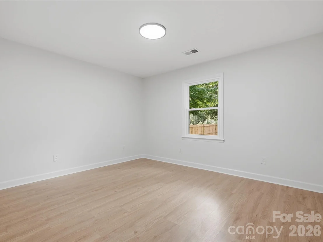 Photo of 1517 Chandler Place