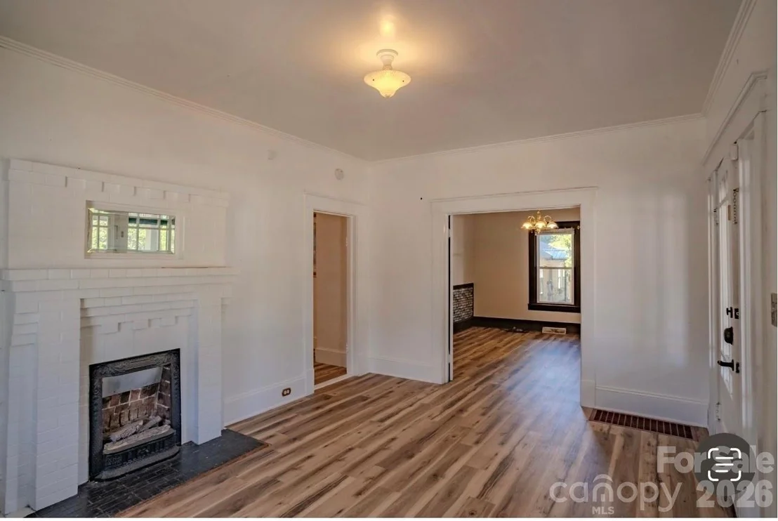 Photo of 401 8th Street