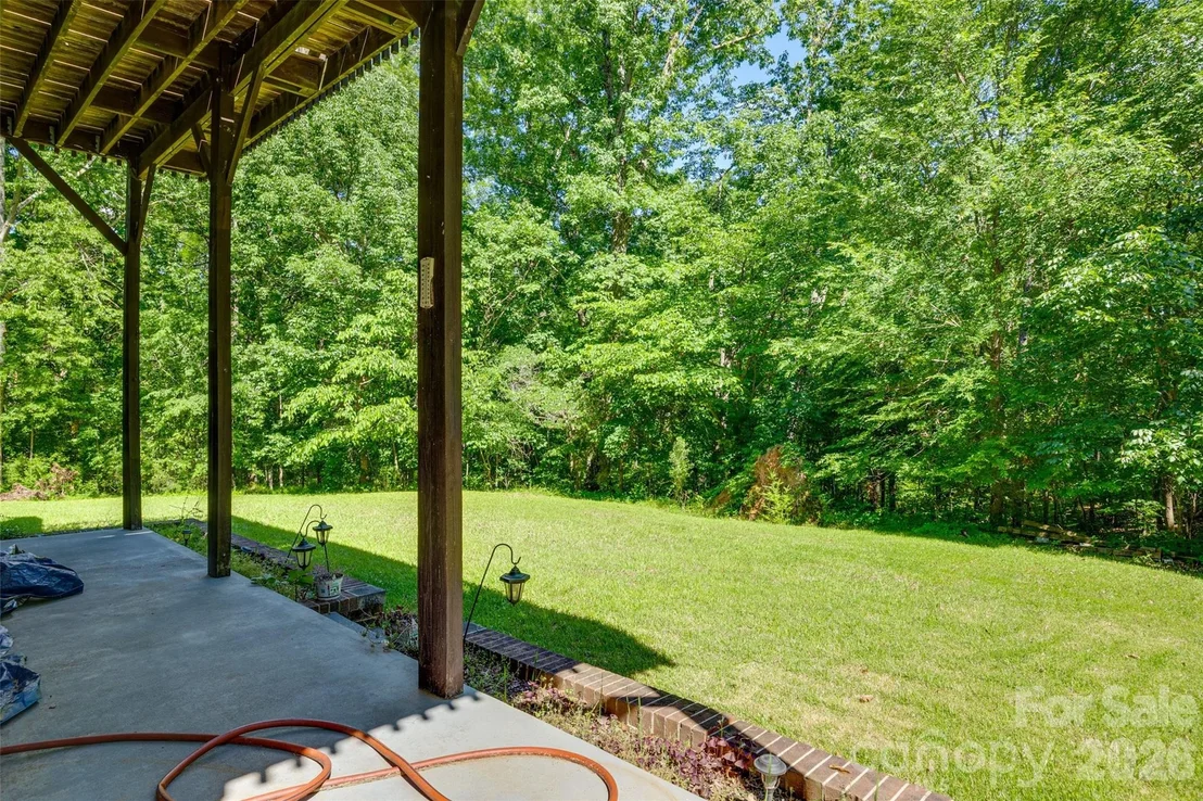 Photo of 679 Fairforest Road