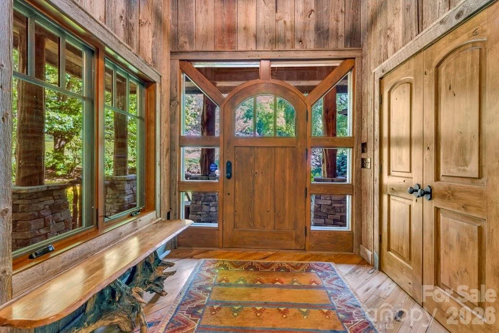 Photo of 355 Oakley Green None